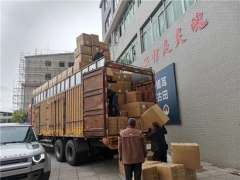 星夜兼程，24小時，800公里，10萬份古田銀耳馳援上海！ ()