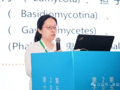 張麗麗：紅托竹蓀新品種選育及設(shè)施化栽培 ()